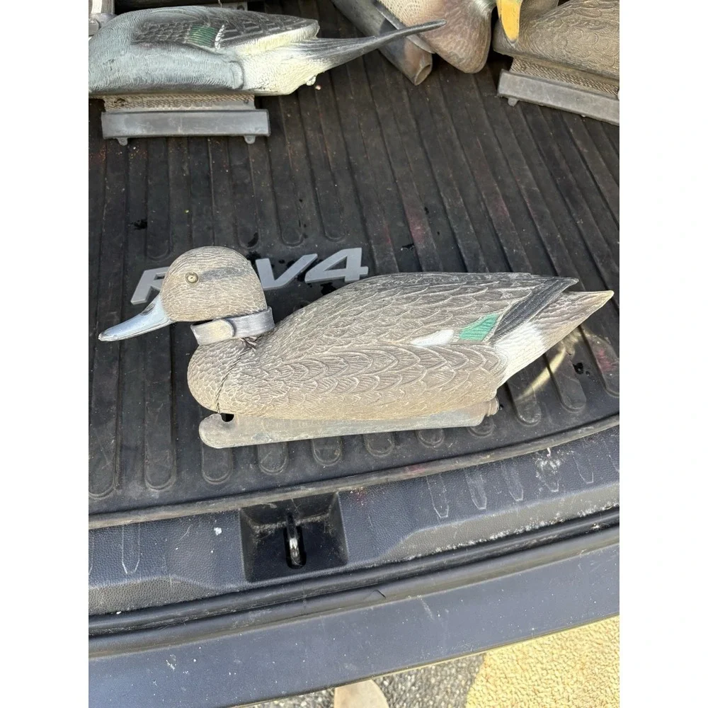 G & H Decoy Duck Hyper Realistic‎ Henryetta, Ok Made In USA W/ Weight